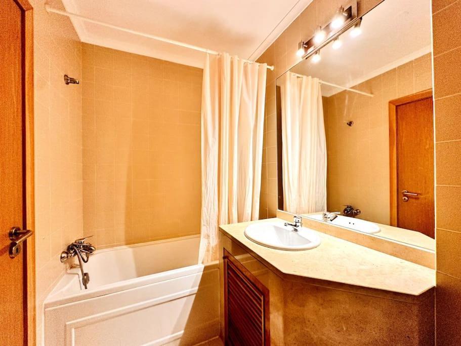 Sweety Bela Vista Apartment Lisboa 外观 照片